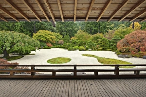 Images Dated 28th October 2010: USA, OR, Portland, Portland Japanese Garden
