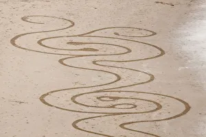 Images Dated 2017 August: USA, Oregon, Bandon Beach. Geometric drawings in the sand. (PR)