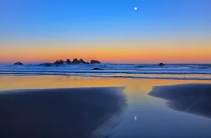 Sea Stack Prints: USA, Oregon, Bandon. Beach moonset at sunrise