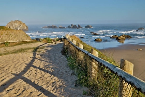 Images Dated 16th September 2024: USA, Oregon, Bandon. Seastack along the Pacific Coastline