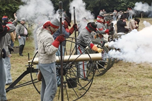 Images Dated 1st July 2012: USA, Oregon, Brooks, Willamette Mission State Park, Confederate artillery in combat