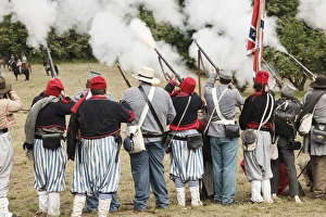 Images Dated 1st July 2012: USA, Oregon, Brooks, Willamette Mission State Park, Confederate infantry fires to