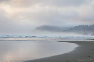 USA, Oregon, Cannon Beach looking to the north along the Pacific Coast line