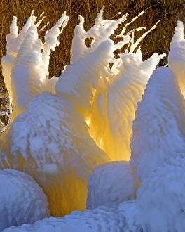 Images Dated 28th May 2013: USA, Oregon, Columbia River Gorge. Ice formations glowing in late evening sun. Credit as