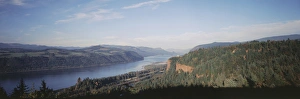 USA, Oregon, Columbia River Gorge, View of Crown Point at dusk