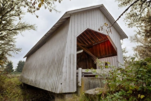 Images Dated 15th November 2012: USA, Oregon, Corvallis, Irish Bend Bridge. Digital Composite, HDR