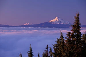 USA, Oregon, Mount Jefferson from Timberline Highway on Mount Hood, sunrise