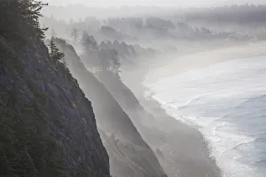 USA, Oregon, Oswald West State Park and cliff bluffs looking towards Manzanita with
