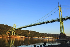 Images Dated 25th August 2012: USA, Oregon, Portland, Cathedral Park, St. Johns Bridge at sunrise