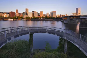 Images Dated 17th March 2017: USA, Oregon, Portland. Vera Katz Eastbank Esplanade along Willamette River. Credit as