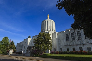 Images Dated 29th May 2012: USA, Oregon, Salem, Oregon State Capitol