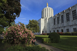 Images Dated 29th May 2012: USA, Oregon, Salem, Oregon State Capitol