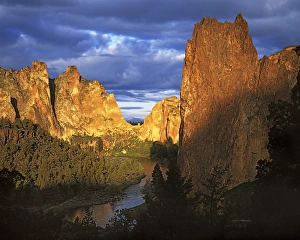 USA, Oregon, Smith Rocks State Park