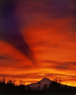 Images Dated 10th January 2013: USA, Oregon. Sunrise with mountain shadow over Mt Hood. Credit as: Steve Terrill