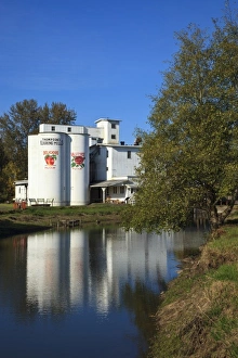 Silo Prints: USA, Oregon, Thompsons Mills State Heritage Site