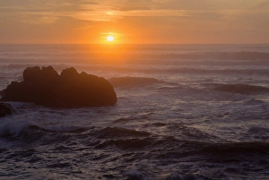 Images Dated 13th October 2017: USA, Oregon, Yachats, Sunset over basalt sea stacks