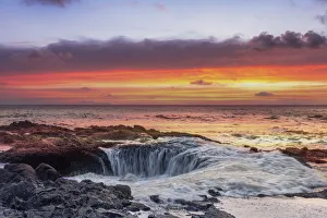 Powerful Prints: Usa, Oregon, Yachats. Thors Well, Waves Crashing into Thors Well