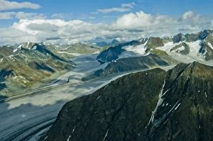Images Dated 26th August 2010: USA, Pacific Northwest, Alaska, Wrangell-St. Elias National Park. The Bagley Icefield