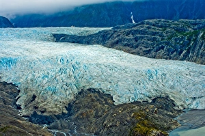 USA, Pacific Northwest, Alaska, Glacier Bay National Park. Muir Glacier