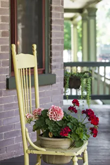 Images Dated 22nd June 2017: USA, Pennsylvania, Lititz. porch detail