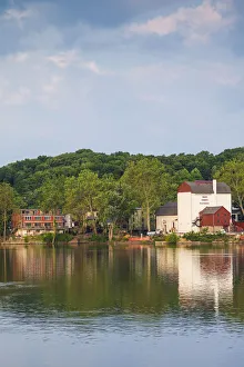 Images Dated 14th June 2017: USA, Pennsylvania, New Hope. town view from the Delaware River