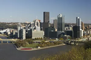 Images Dated 29th October 2006: USA-Pennsylvania-Pittsburgh: Golden Triangle Downtown Area from Mt. Washington