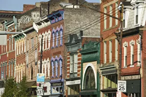 Images Dated 30th October 2006: USA-Pennsylvania-Pittsburgh: Southside Area- Buildings along East Carson Street