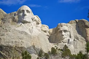Images Dated 15th July 2008: USA, South Dakota. Close-up of Mount Rushmore National Memorial in daytimeFred J