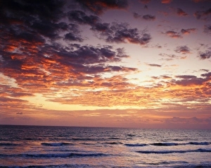 South Florida Prints: USA, South Florida, View of Sunrise over Atlantic Ocean