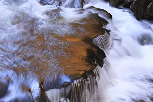 Images Dated 26th October 2017: USA, Tennessee. Cascades along the Little River in the Smoky Mountains