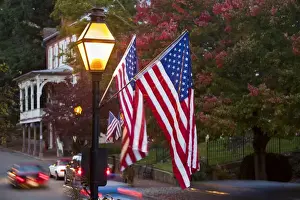 USA, Tennessee, Jonesborough. Oldest town in Tennessee, Main Street, US flags