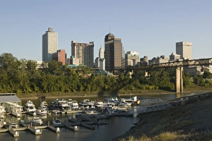 Images Dated 28th October 2005: USA, Tennessee, Memphis, City View from Mud Island