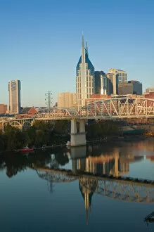 Images Dated 2nd November 2005: USA, Tennessee, Nashville: Morning View of City and Shelby Avenue Bridge