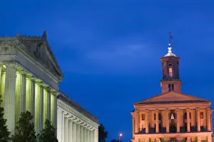 Images Dated 1st November 2005: USA, Tennessee, Nashville: Tennessee State Capitol & War Memorial Auditorium