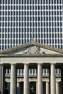 Images Dated 31st October 2005: USA, Tennessee, Nashville: War Memorial Auditorium & Tennessee Tower