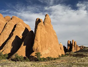 Images Dated 26th July 2019: USA, Utah. Arches National Park, Fiery Furnace Fins