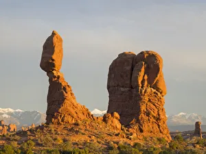 USA, Utah. Arches National Park, Balanced Rock