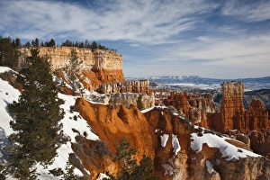 Images Dated 1st January 2009: USA, Utah, Bryce Canyon National Park. Agua Canyon, winter