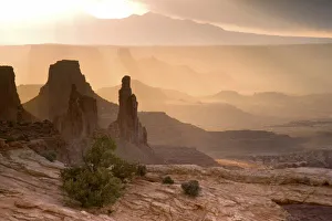 God Ray Prints: USA; Utah; Canyonlands