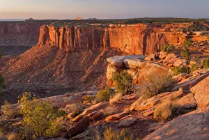 Images Dated 1st July 2020: USA, Utah, Canyonlands National Park, Evening view northwest towards Murphy Basin