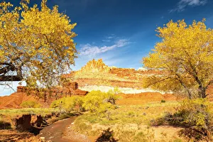 Images Dated 4th October 2022: USA, Utah, Capitol Reef National Park. The Castle rock formation and Fremont River