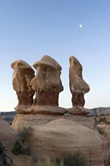 USA - Utah. Devils Garden off Hole-in-the-Rock Road in Grand Staircase - Escalante