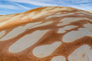 Images Dated 7th November 2013: USA, Utah, Glen Canyon National Recreation Area. Bleached patterns in sandstone