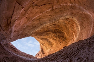 Images Dated 10th November 2013: USA, Utah, Glen Canyon National Recreation Area. Sandstone alcove in Fifty Mile Canyon