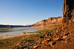 Images Dated 6th October 2017: USA, Utah, Hite. Colorado River, Lake Powell, Views from Highway 95