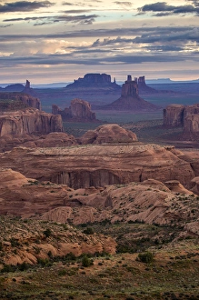 Images Dated 25th May 2015: USA, Utah, Monument Valley Navajo Tribal Park. Overview of rock formations. Credit as
