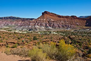 Images Dated 3rd October 2017: USA, Utah, Paria. View along trail to ghost town