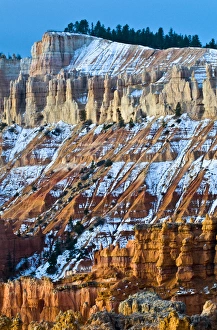 USA, Utah. Snowy hoodoo formations in Bryce Canyon National Park