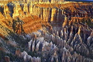 Images Dated 14th September 2015: USA Utah Sunrise at Bryce Point Bryce National Park