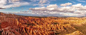 USA, Utah, Zion National Park. Panoramic of Zion Canyon from Inspiration Point